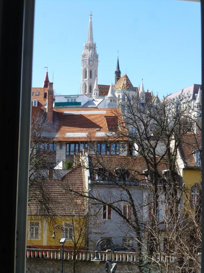 Elegant With Buda Castle View Apartamento Budapeste